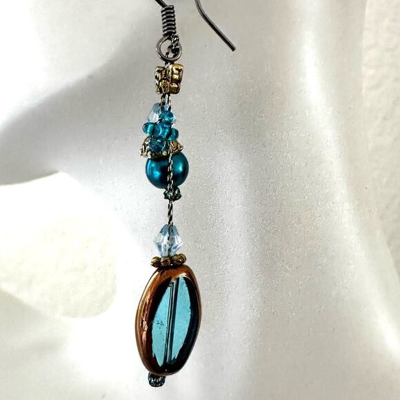 Blue beaded drop earrings - Picture 4 of 8